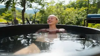探秘桑拿浴的养生之道：广州桑拿按摩带来的健康益处 图片